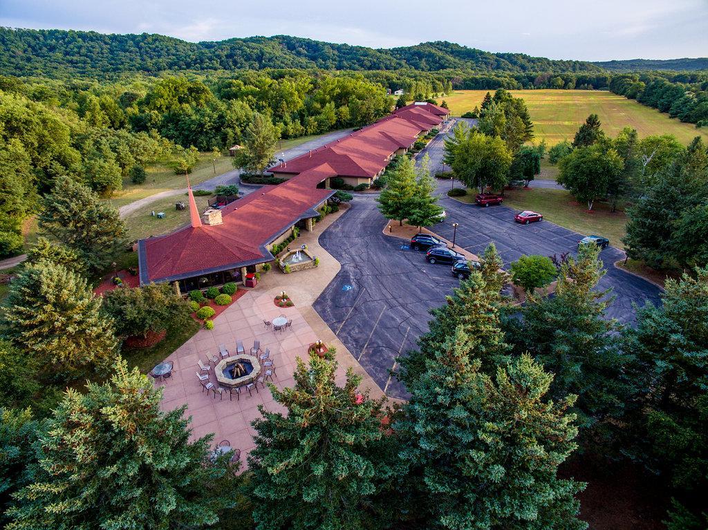 Spring Valley Inn Spring Green Exterior photo